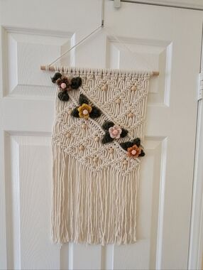 Macrame beaded floral wall hanging decor